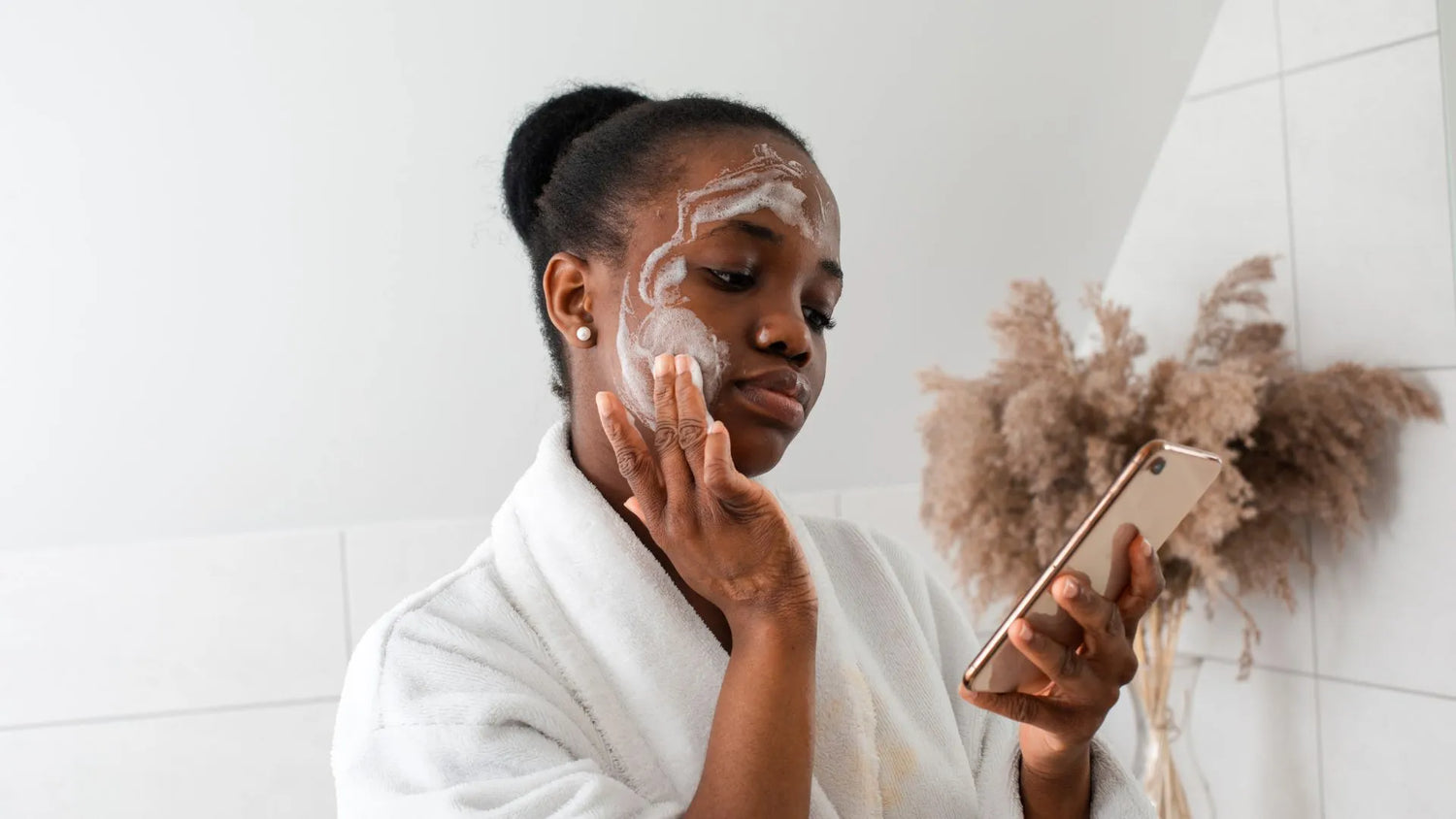 Revitalizing Your Skin: Mastering the Ultimate Nighttime Face Care Routine for Radiant Glow